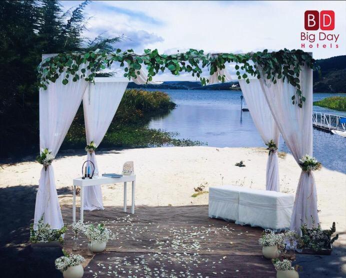 Big Day Hotels-Lago De โตตา ภายนอก รูปภาพ