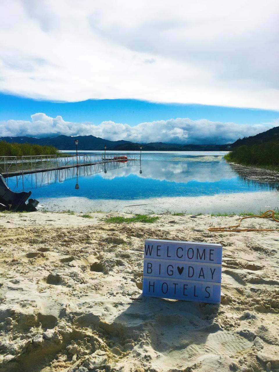 Big Day Hotels-Lago De โตตา ภายนอก รูปภาพ